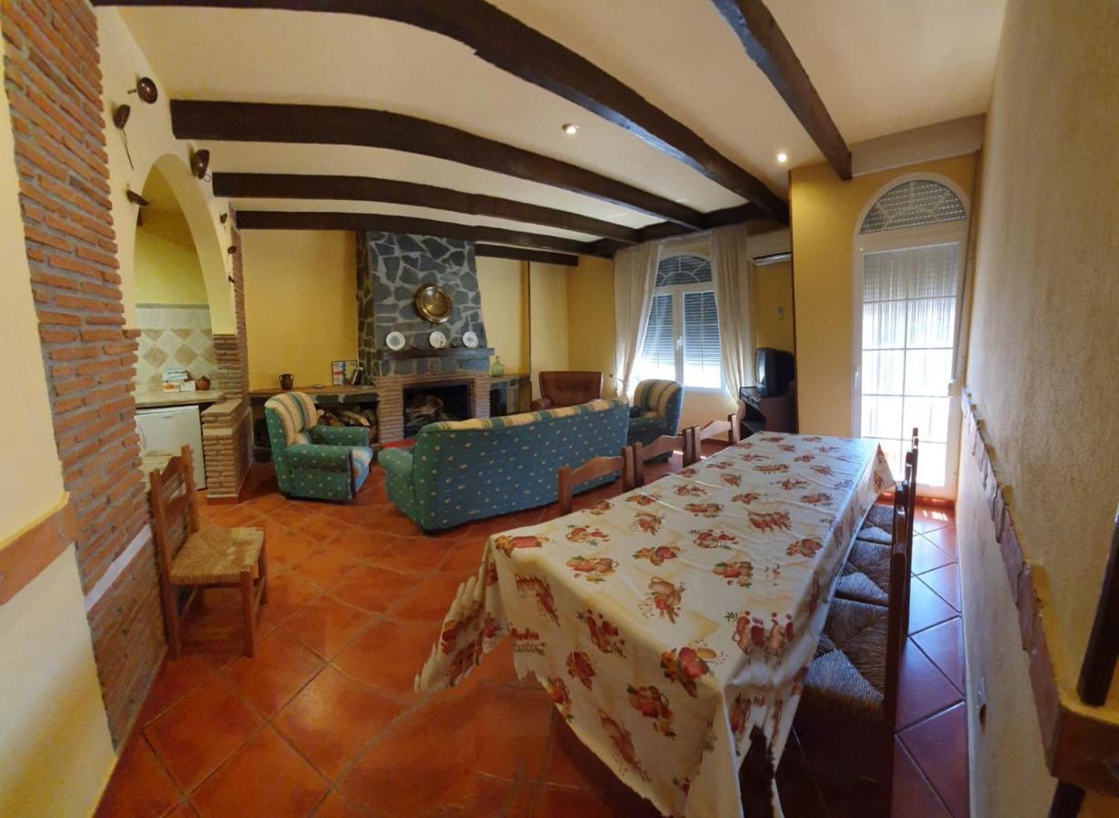 Monte Rosado Viviendas Vacacionales La Peza Εξωτερικό φωτογραφία